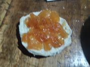 Una foto de mermelada de manzana