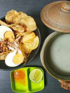 Foto resep Soto Ayam Isi Kecambah dan Kentang Goreng