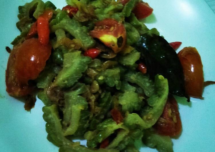 Tumis pare tidak pahit