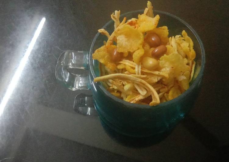 Simple Way to Make Ultimate Corn poha chivda