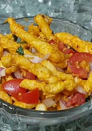 A picture of Kurkure bhel.