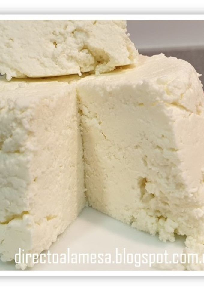 Una foto de Queso fresco (con sólo 3 ingredientes)