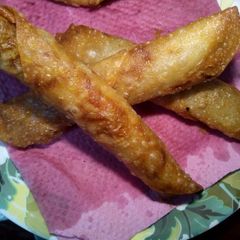 A picture of Chinese Rolls.