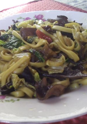 Foto resep Mie Telor Sayur ala Riska Suci Rahmawati