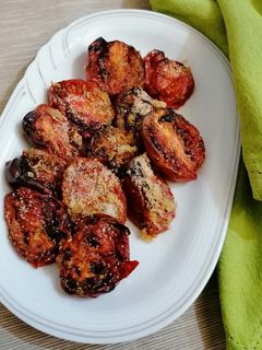 Foto di Pomodori in friggitrice ad aria