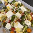 Brócoli al horno con queso feta y limón