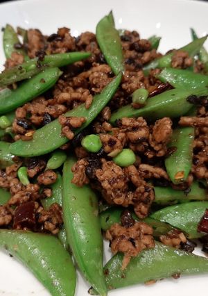 A picture of Sugar Snaps Stir Fried with Mince and Fermented Black Beans.