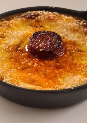 A picture of Crème brûlée with Chorizo.