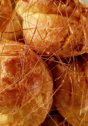 Foto di Croquembouche con crema chantilly al Brandy
