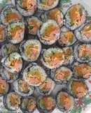 Cơm cuộn cho bữa ăn nhẹ