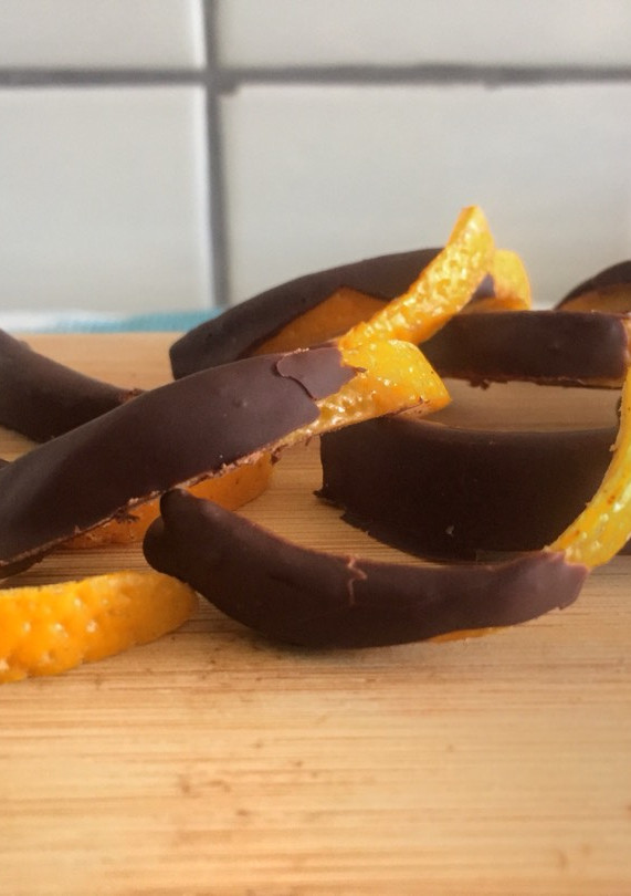 Una foto de Dulces de naranja y chocolate light 🍊🍫🍊🍫