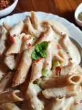 White sauce pasta
