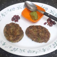 A picture of Rajma kebab.