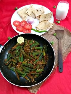 ભીંડી મસાલા (bhindi masala recipe in Gujarati) રેસીપી મુખ્ય ફોટો