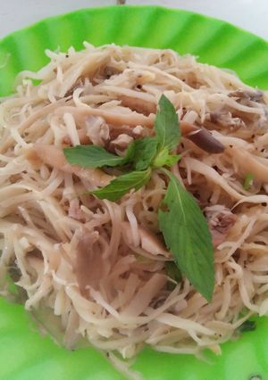 Hình của món Măng Xào Nấm Mối.