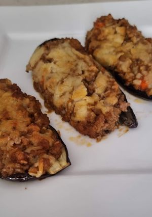 Una foto de Berenjenas rellenas de carne (Nota 9)