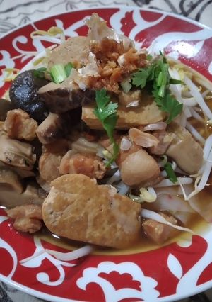 รูปของ ก๋วยเตี๋ยวหลอดพะโล้