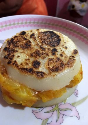 A picture of Idli Burger.