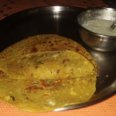 A picture of Chana daal Paratha.