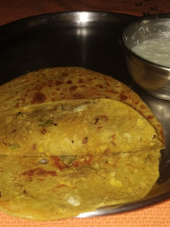 A picture of Chana daal Paratha.