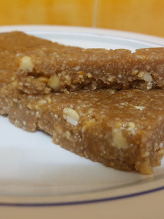 Una foto de Turrón blando de cacahuete