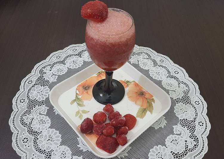 How to Make Appetizing Strawberry Juice🤞🤞😍(Iftar Special)