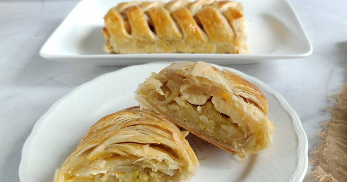 Resep Banana Cheese Puff Pastry oleh Isnawati - Cookpad