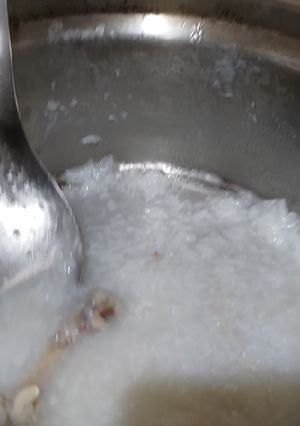 (味付?!)雞骨粥 的食譜成品照片