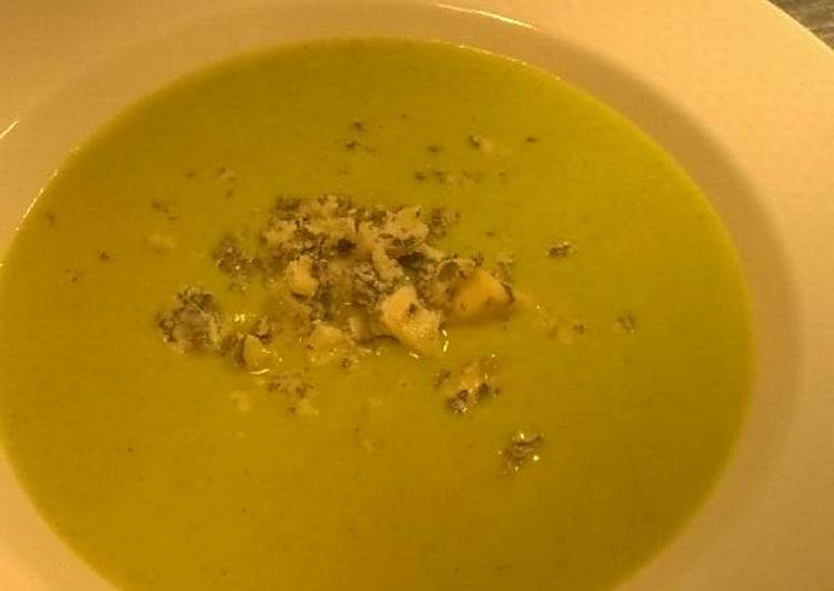 Made by You Broccoli and Stilton soup