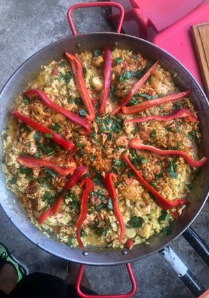 Una foto de Paella de mariscos