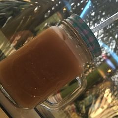 A picture of Iced vanilla coffee.