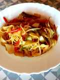 Sateado de pasta con verduras (Teriyaki)