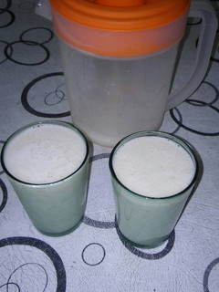 Una foto de Licuado de Banana 🍹🍌