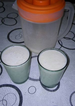 Una foto de Licuado de Banana 🍹🍌