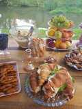 Sandwichuri delicioase din croissante cu unt