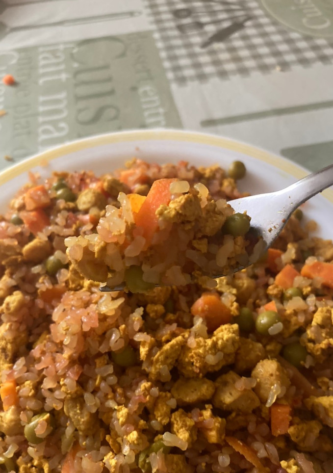 Una foto de Vegano: Arroz Tres Delicias 💚