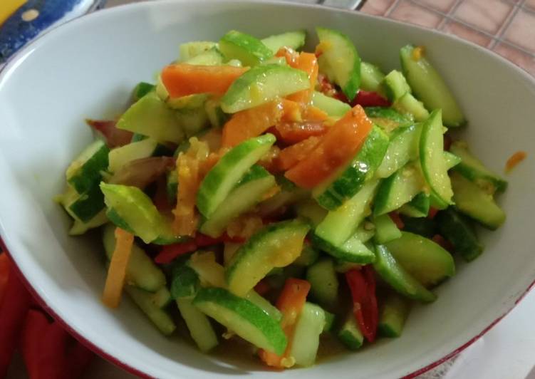Acar Tumis Timun Wortel