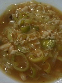 Una foto de Sopa de arroz con judías