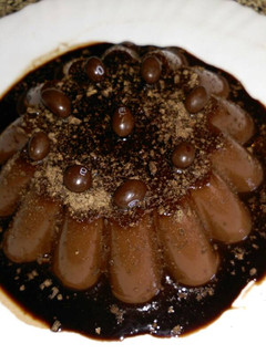 Una foto de Flan de chocolate