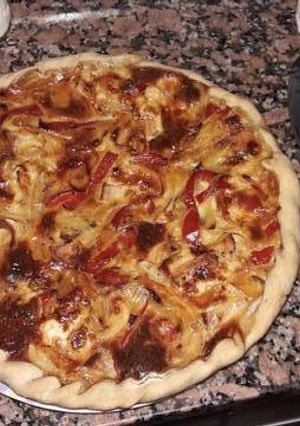 Una foto de Tarta de cebolla y morrón con masa casera