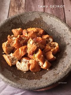 Foto resep Tahu Gejrot (tahu pong)