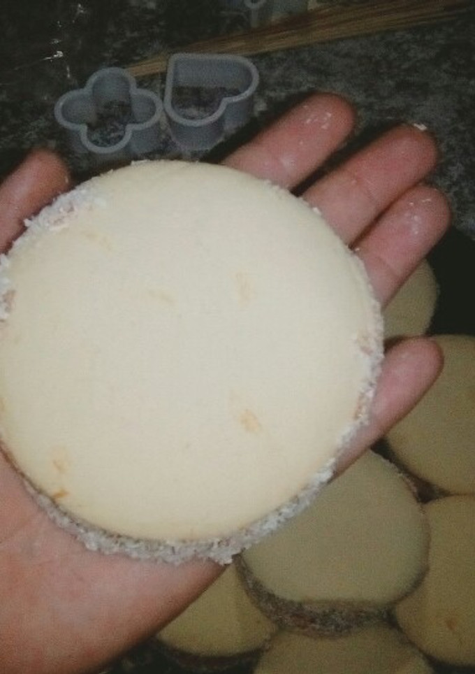 Una foto de Gigante alfajor de maicena