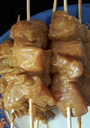 Une photo de Marinade brochette au poulet beurre de cacahuètes