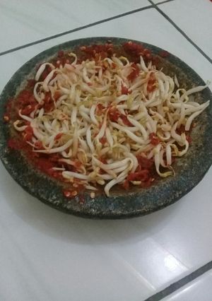 Foto resep Sambel tauge mentah ala pantura