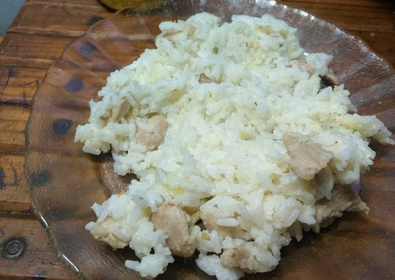 Arroz c/ salsa crema y verdeo