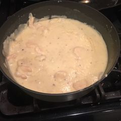 A picture of Shrimp Alfredo.