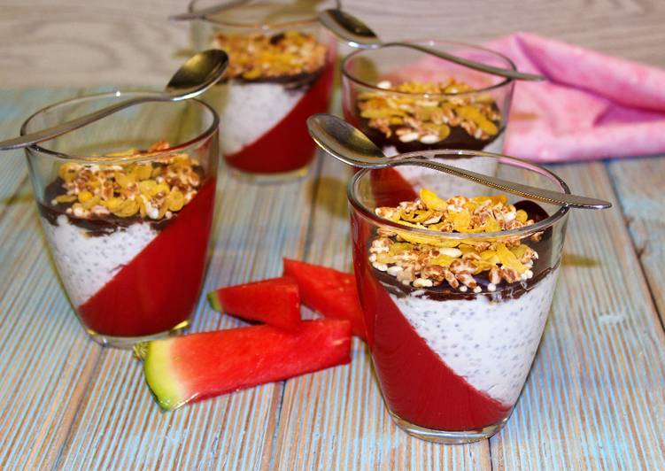 Puding vegano de chía y sandía