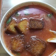 A picture of Tomato soup.