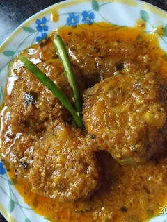 அடைத்த கோஃப்தா பாணியில் சுரைக்காய் செய்முறை முக்கிய புகைப்படம்