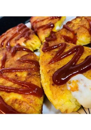 A picture of Cheese Potato Triangles.